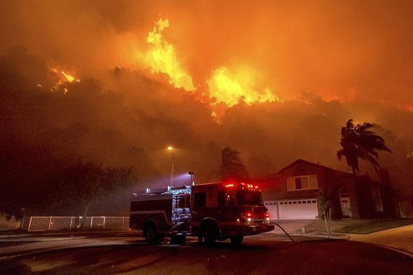 Photos: Corona, CA Wildfire