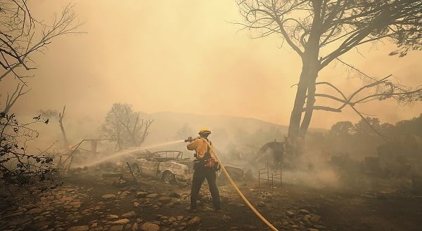 Firefighters Challenged by Biggest Blaze in California’s History