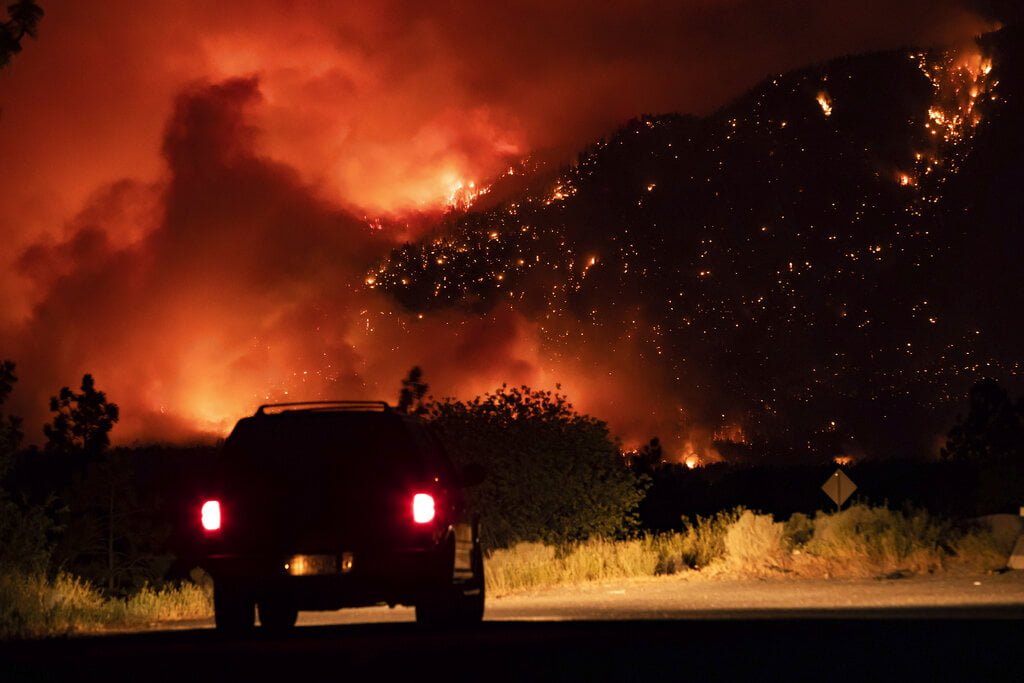 Canada Hunts for Survivors of Fire that Destroyed Small Town
