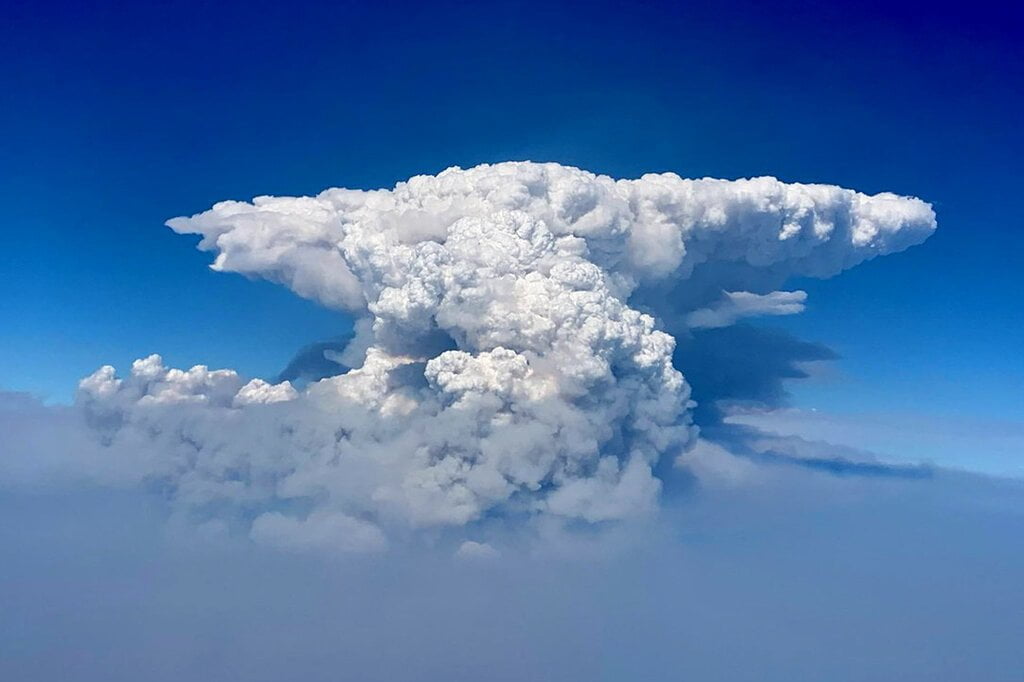 Dangerous Conditions Complicate Wildfire Fight in Western U.S.
