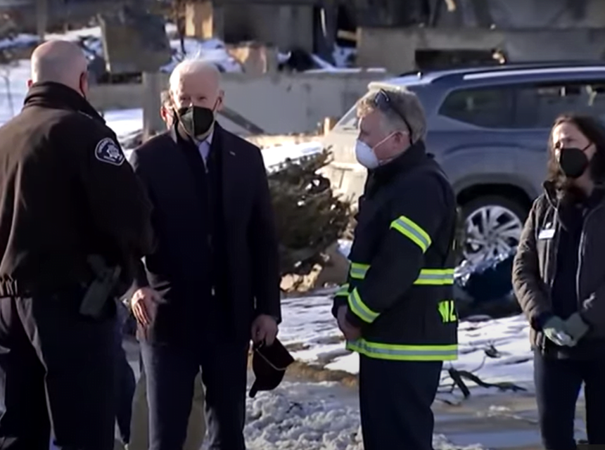 Biden Tours Colorado Wildfire Scene, Calls it “Blinking Code Red” for US