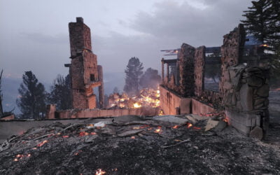Elderly Couple Killed in New Mexico Wildfire, 200 Structures Involved