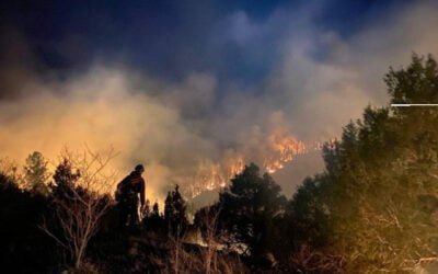 Helicopter Water Drop Hits Hotshot Crew at Hermit Peak (NM) Fire, Three Injured