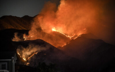 Fast-Moving Airport Fire in Orange County (CA) Continues To Grow — Now at 8,500 Acres