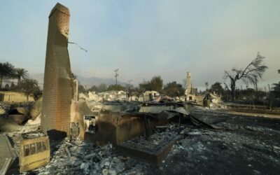 Firefighters Battle to Protect NASA’s Jet Propulsion Laboratory, Mt. Wilson